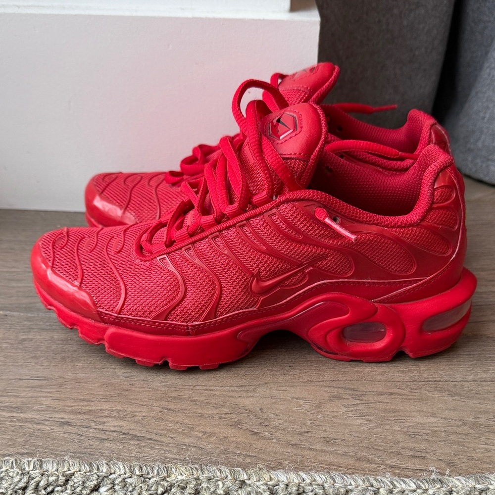 Nike Air Max Plus - Tuned Air - Kids Red Sneakers